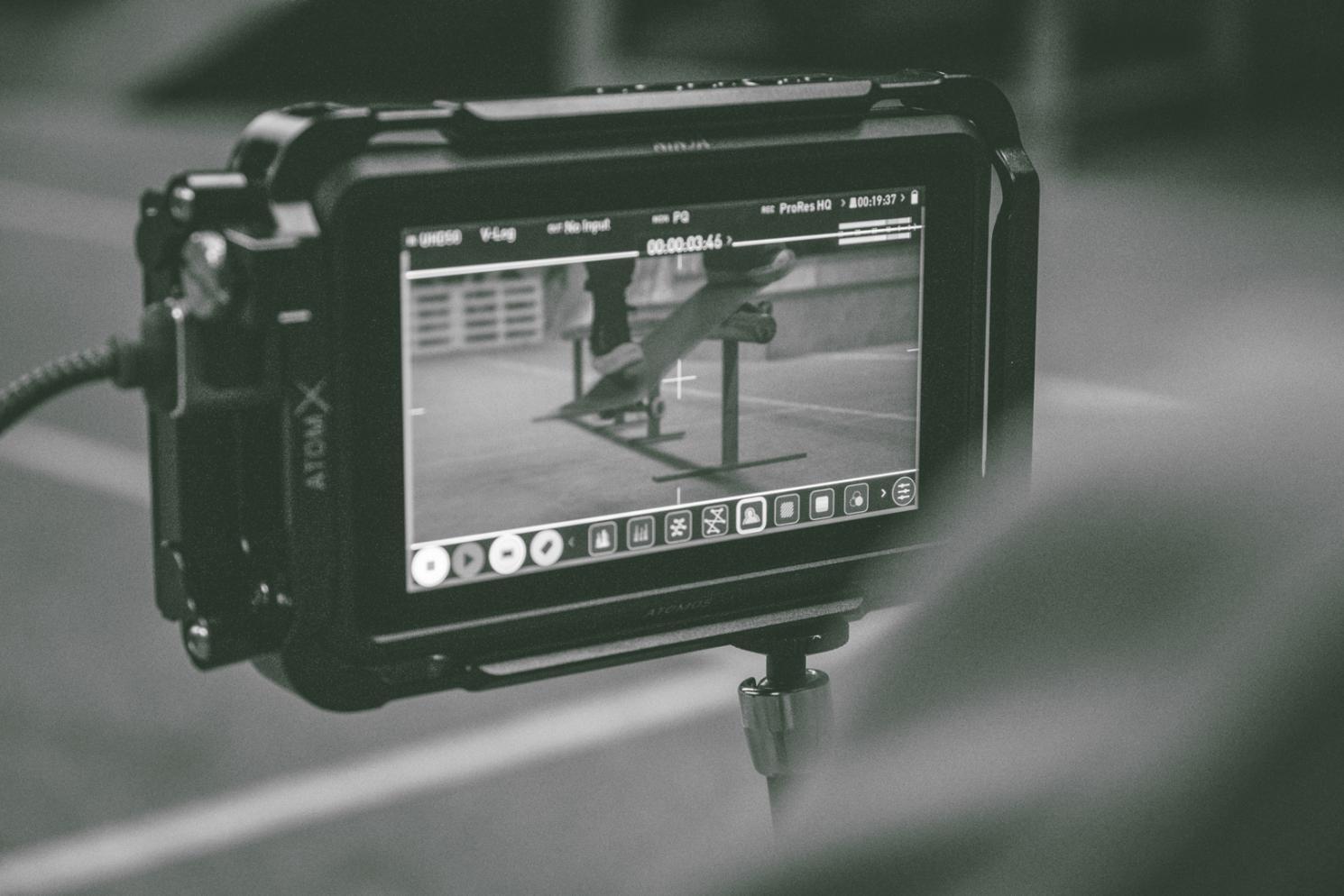 Groupe d'apprenants lors d'un projet collaboratif